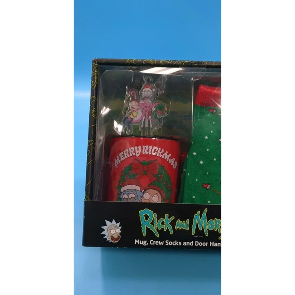 Rick and Morty Gift Set Merry Rickmas 3 Piece Mug, Socks, Ornament Christmas